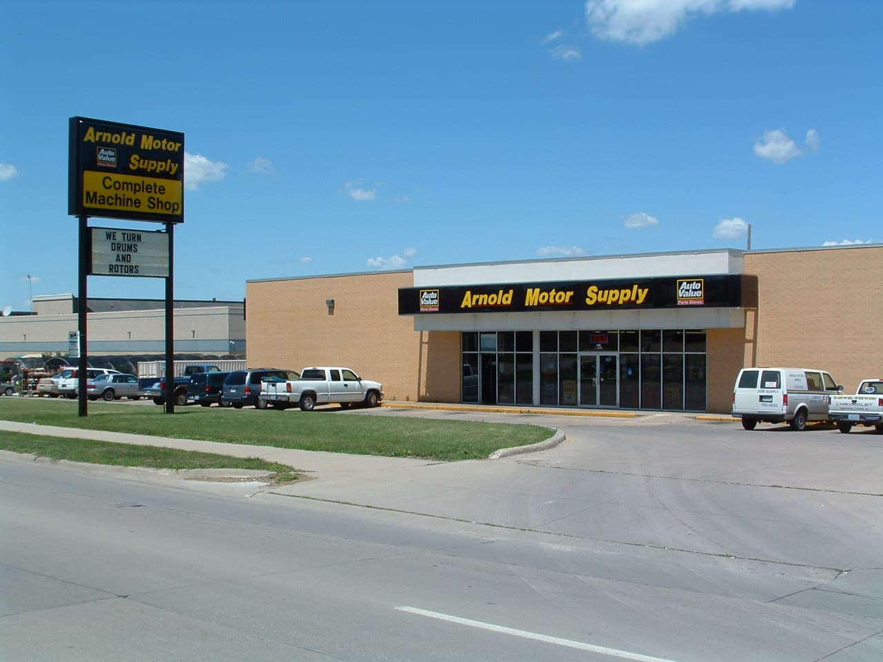 Marshalltown, IA Arnold Motor Supply (Auto Value)